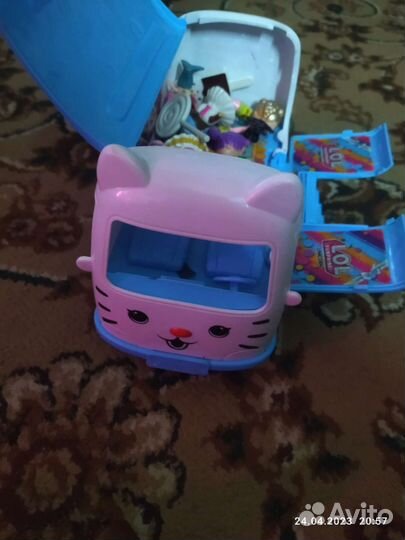 Игрушка автобус Lol