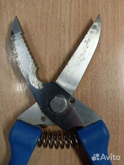 Секатор садовый