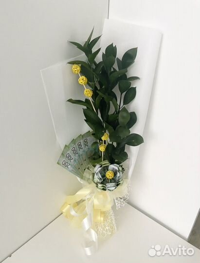 Букет из денег