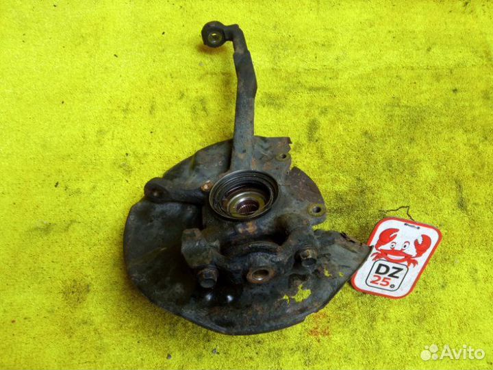 Ступица передняя правая Toyota Land Cruiser Prado