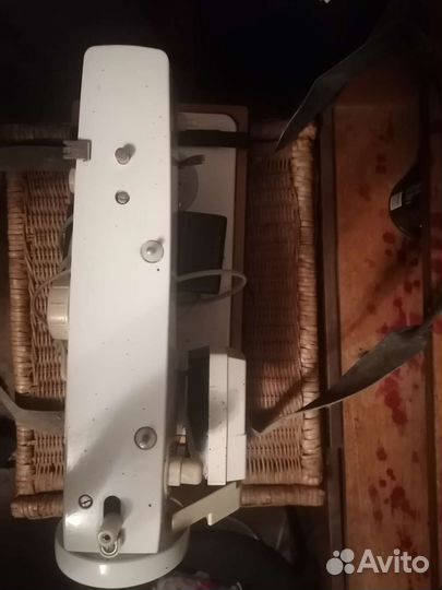 Швейная машинка чайка 132м