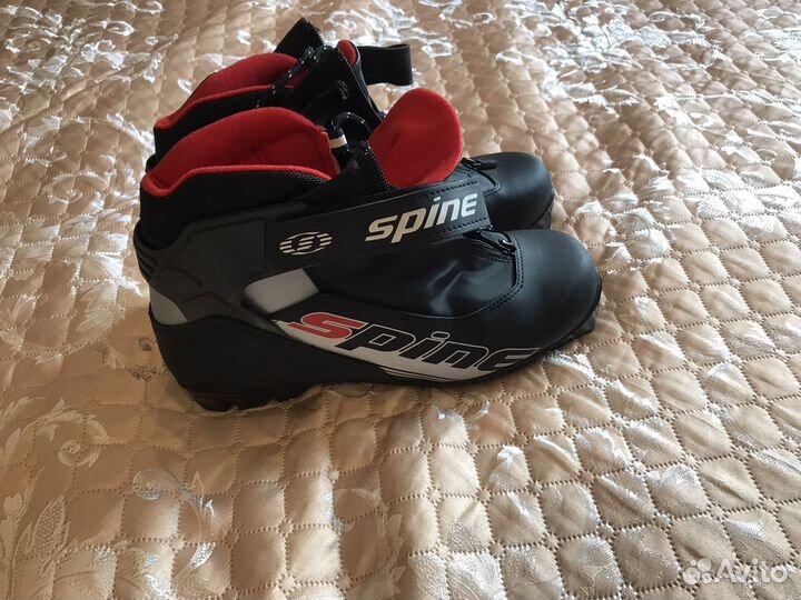 Лыжные ботинки 42 размер