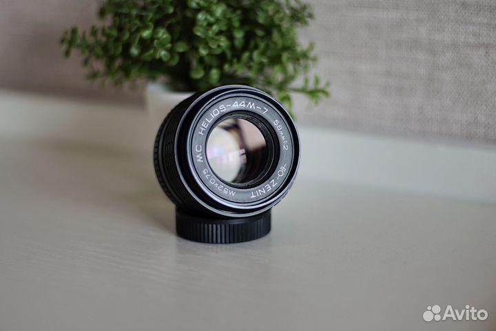 Объектив Helios 44m-7 на Canon