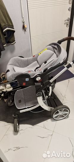 Коляска 3 в 1 с автолюлькой
