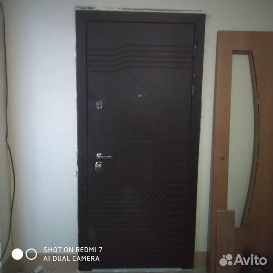 Дверь входная - в наличии, 11 см толщиной