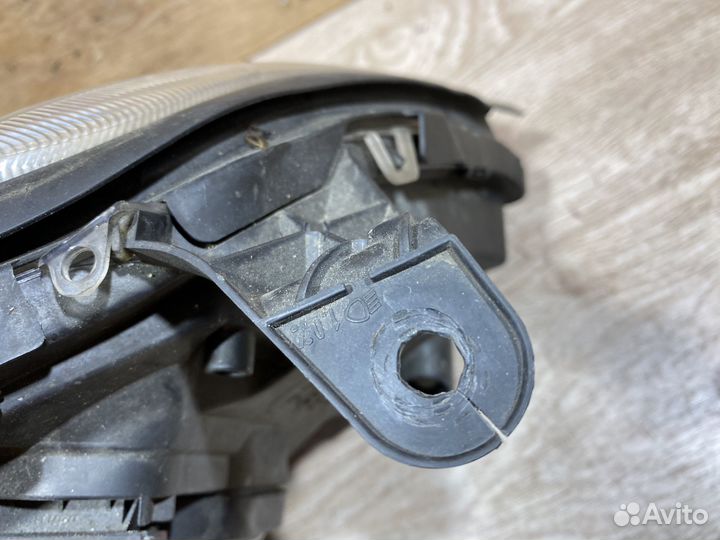 Фара левая Opel Vectra C дорест адаптивная 142573