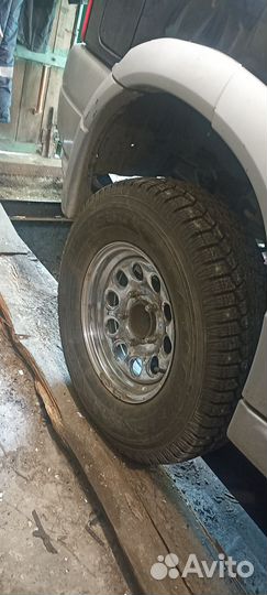 Колеса зимние 235 75 15