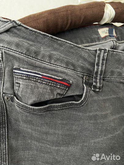 Tommy hilfiger джинсы женские 30/34