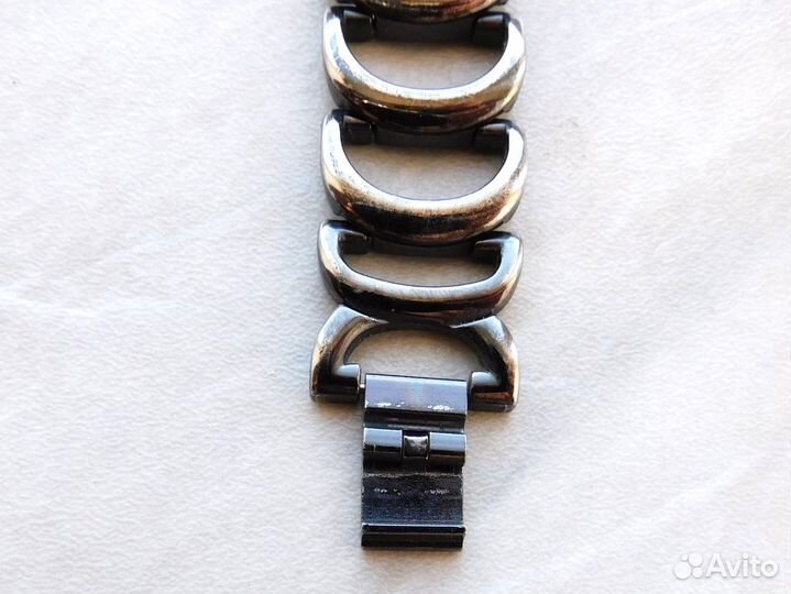 Часы женские кварцевые Omax