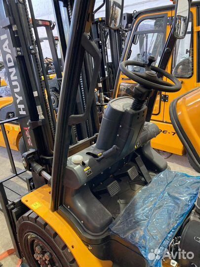Вилочный погрузчик Hyundai 35LE-7, 2023