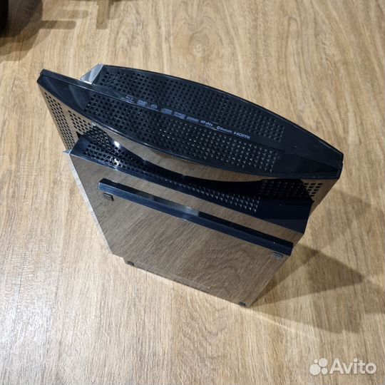 PS3 Fat cechc03 с поддержкой PS2/PS1 (описание)