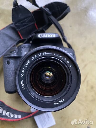 Зеркальный фотоаппарат