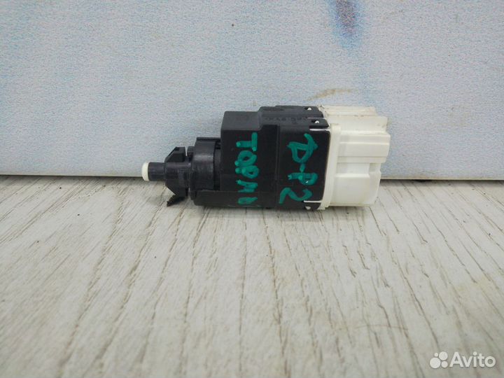 Концевик Renault duster 2