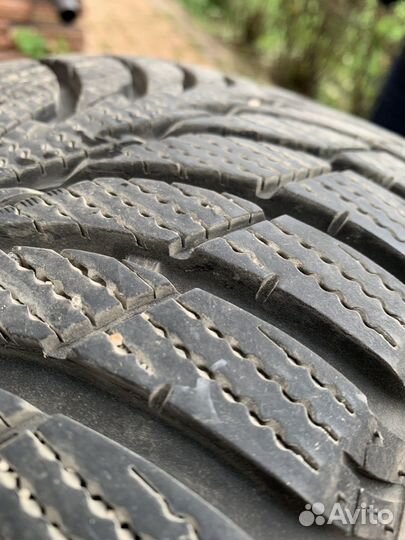 Goodyear UltraGrip Ice+ 215/55 R16 93