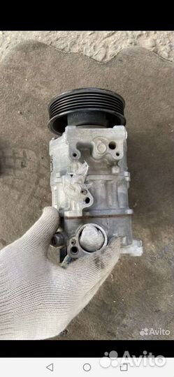 Компрессор кондиционера.,шкода октавиа а7