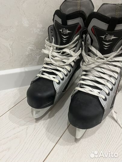 Коньки хоккейные Easton