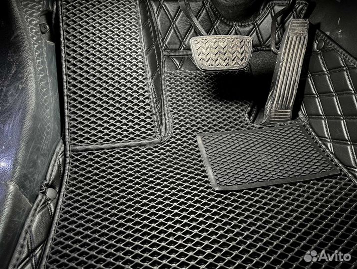 Коврик в багажник для Toyota RAV