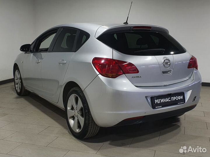 Opel Astra 1.6 МТ, 2011, 273 738 км