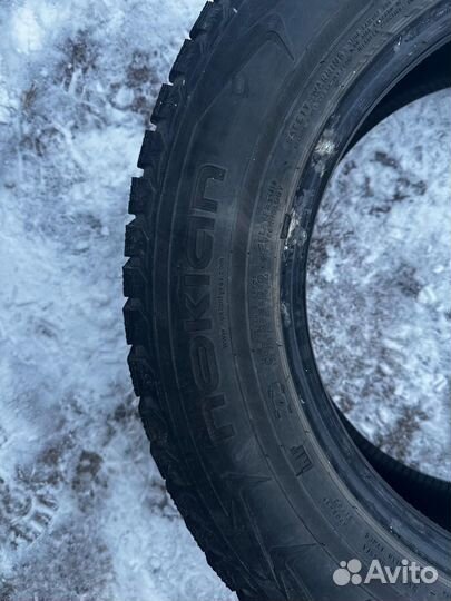 Nokian Tyres Hakkapeliitta 5 215/65 R16