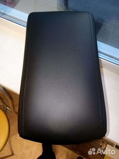 Подлокотник Кia Soul 2016-2019