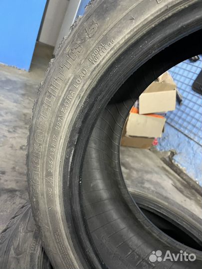 Nokian Tyres Hakkapeliitta 5 245/45 R17