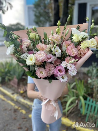 Монобукет из эустомы