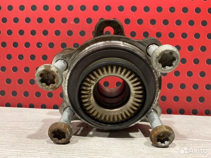 Ступица задняя Bmw 5 G30 B47D20A 2017