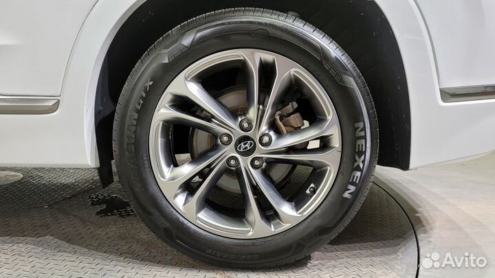 Hyundai Santa Fe 2.0 AT, 2019, 35 700 км