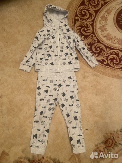 Костюм на мальчика 98