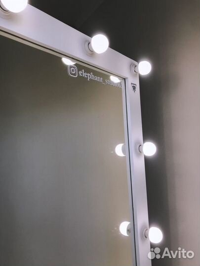 Гримерное зеркало напольное