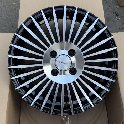 Литые диски Sakura Wheels 181 6.5×R15 4×100