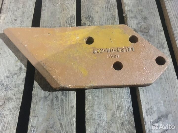 Бокорез Komatsu PC120 правый