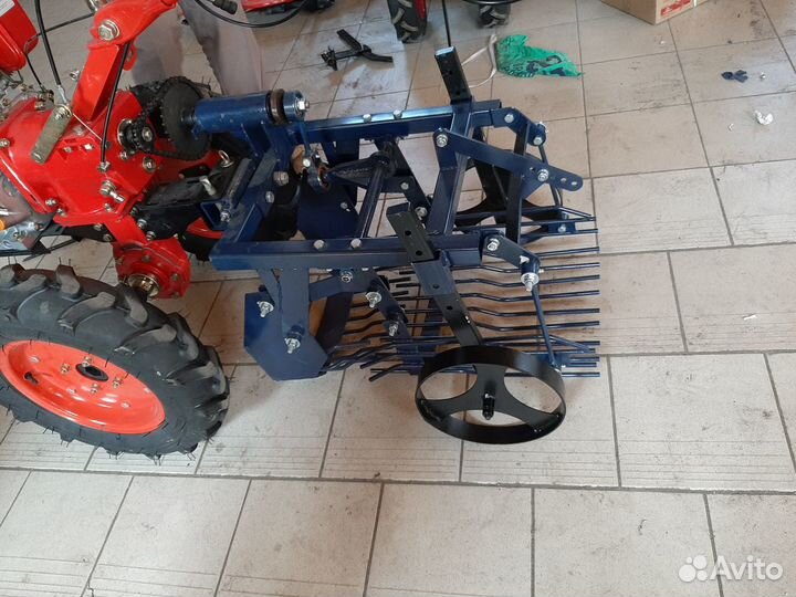 Картофелекопалка вибрационная ккм-3 под вом