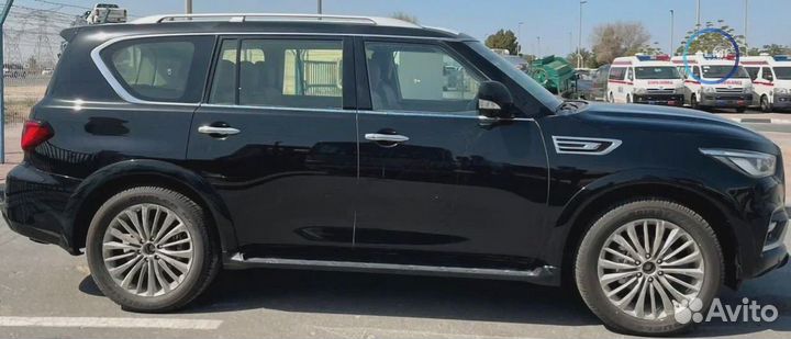 Infiniti QX80 5.6 AT, 2023, 14 км