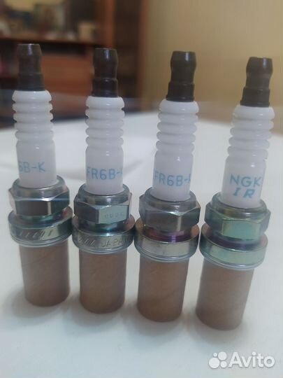 Свечи зажигания иридиевые NGK
