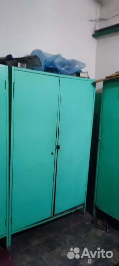 Шкафы для раздевалок бу