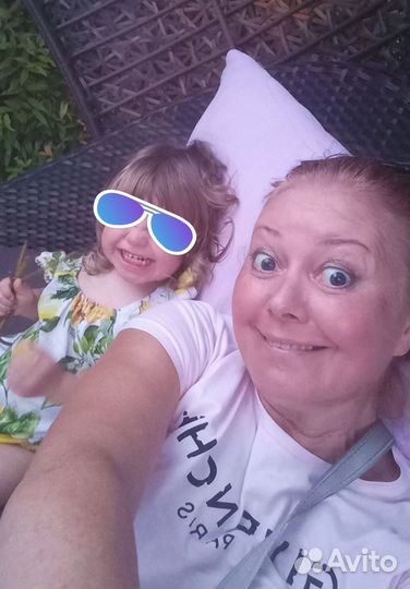 Няня для ребенка, бебиситтер на отдых, зарубеж