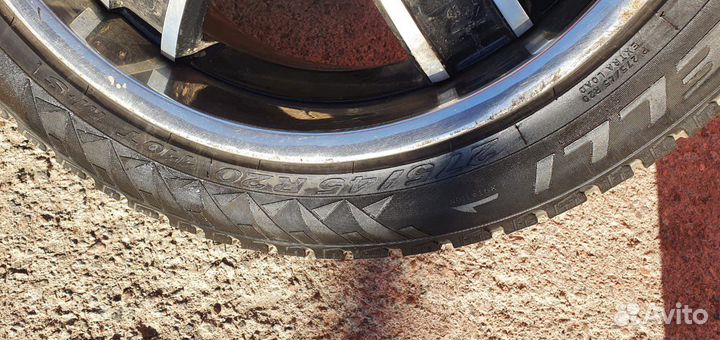 R20 Pirelli Carrier Winter 275/45, PCD 5x130 DIA 66