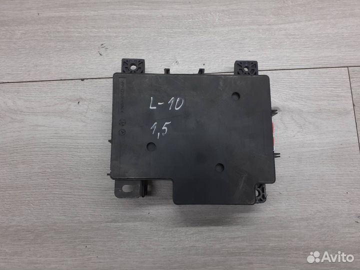 Блок предохранителей Mitsubishi Lancer 10