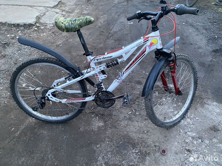 Горный велосипед Forward cyclone