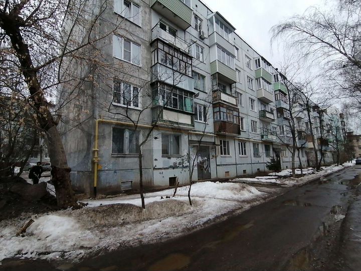 3-к. квартира, 63 м², 1/5 эт.