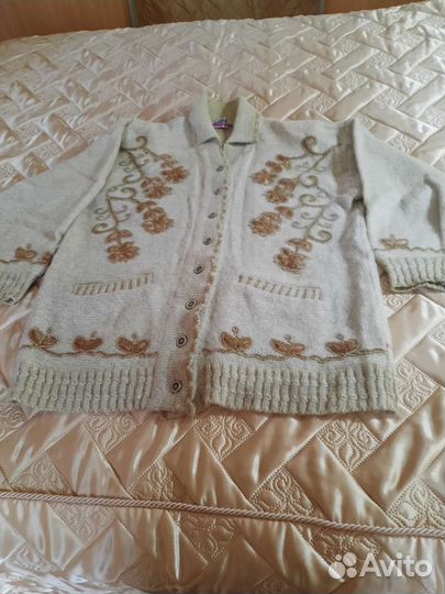 Кофта шерстяная женская