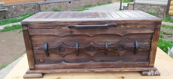 Сундук-скамья