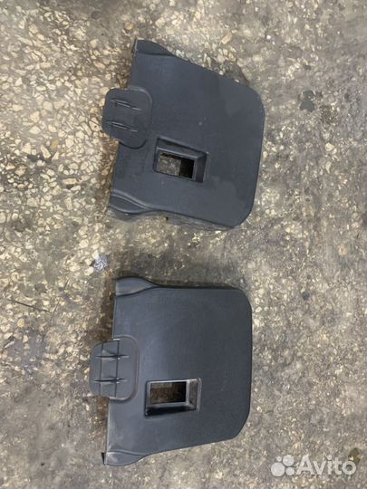 Защита Накладка на аккумулятор Focus 3