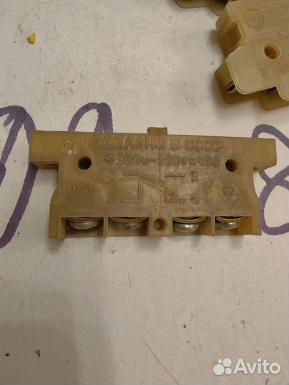 Выключатели путевые (микропереключатели, лифтовые)