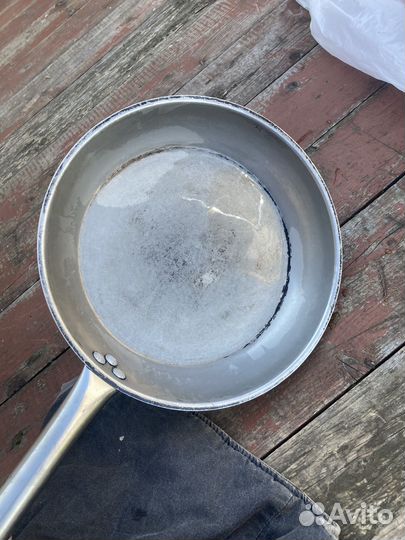 Сковороды Luxstahl б/у d30 и 32