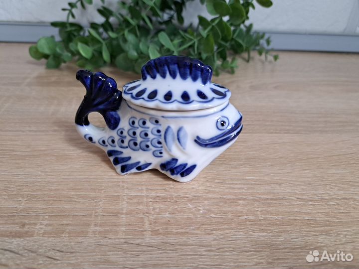 Икорница гжель СССР