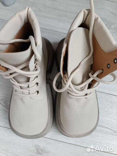 Ботинки женские