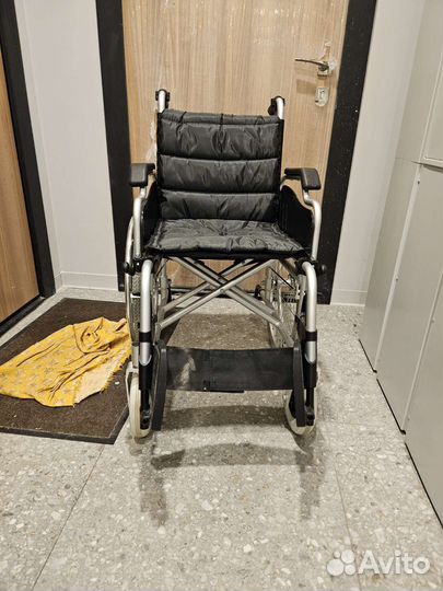 Коляска инвалидная
