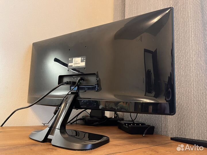 Монитор LG 25